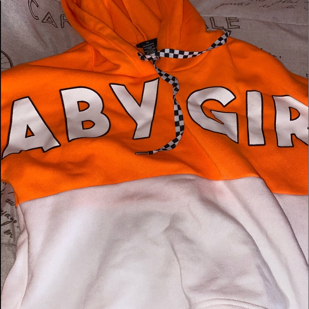 crop hoodie